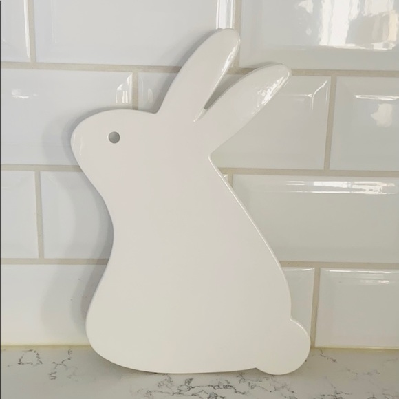 Crate&barrel White Bunny Trivet - Picture 5 of 15